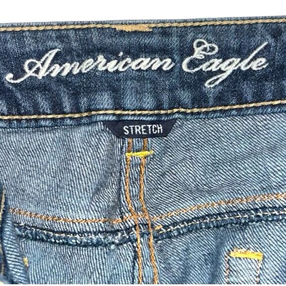 American Eagle Distressed Boyfriend Jeans Sz 2 Blue Denim Mid Rise Stretch - Picture 3 of 5